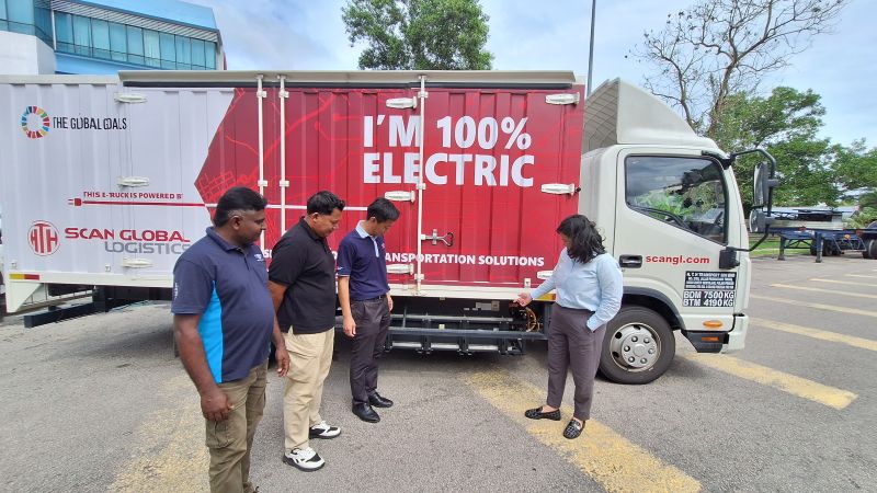 Fuel-Saving Habits Every Truck Driver Should Know